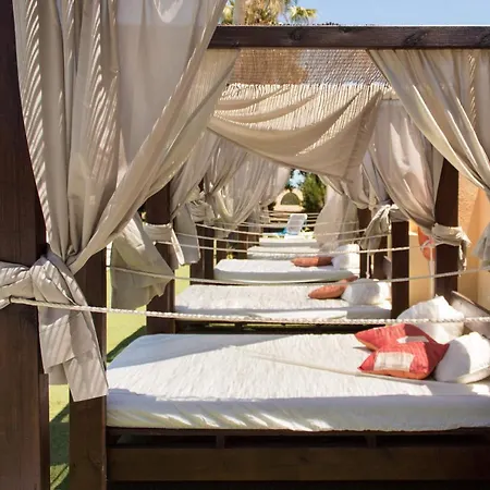 Complejo Turístico Escullos San Jose Resort 4*